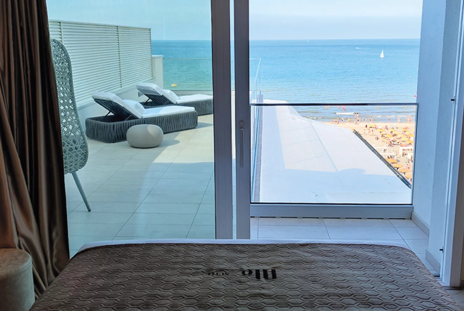 media.Slide-Suite-Sagittarius_1Hotel-Arizona-Riccione