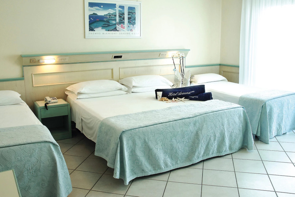 media.Slide-Camere_3Hotel-Arizona-Riccione