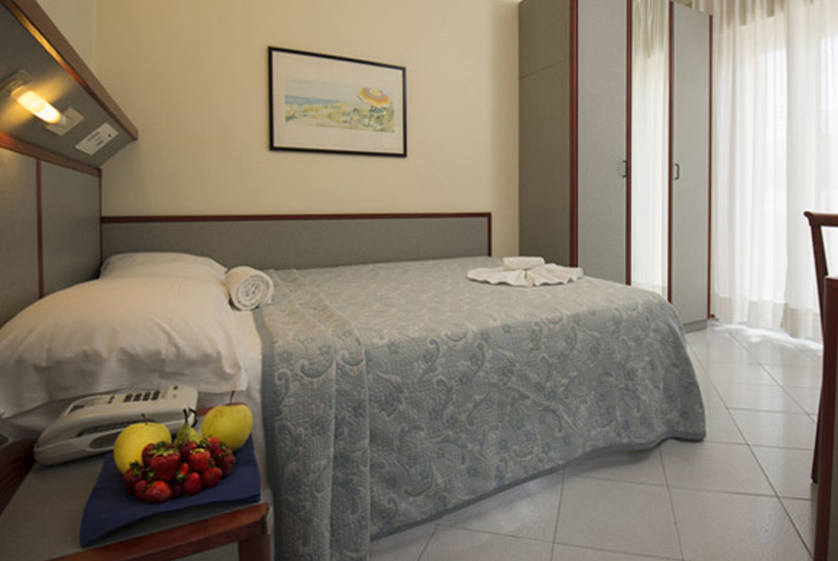 media.Camere-Standard_2Hotel-Arizona-Riccione