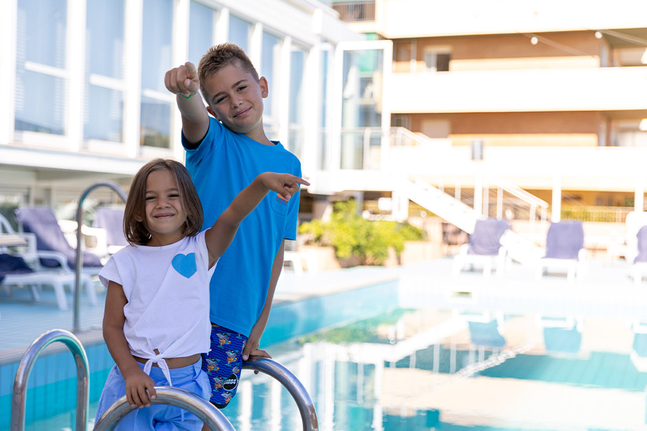 media.service-piscina