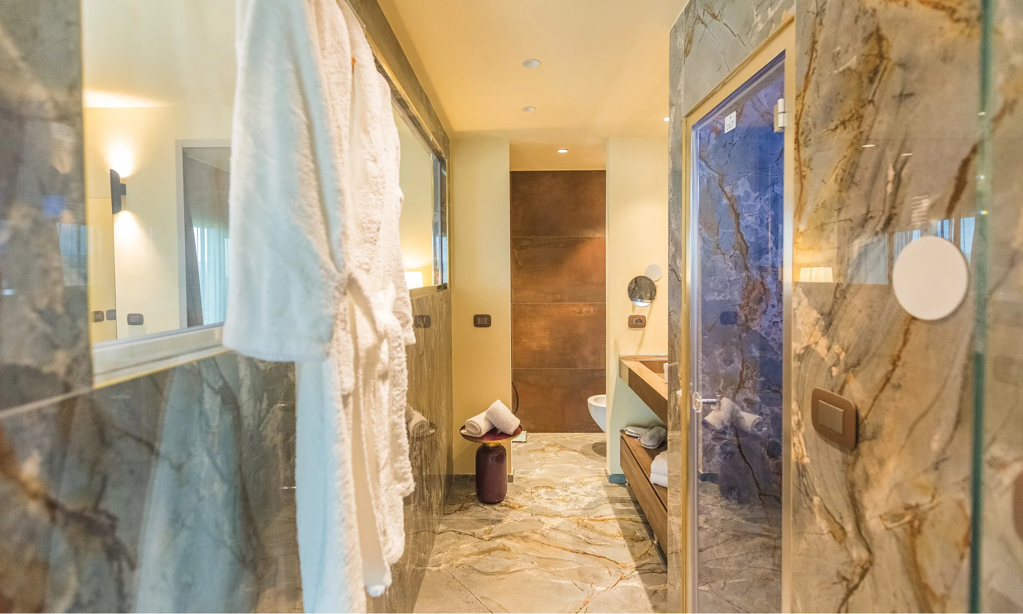 media.Slide-Suite-Capricornus_5Hotel-Arizona-Riccione
